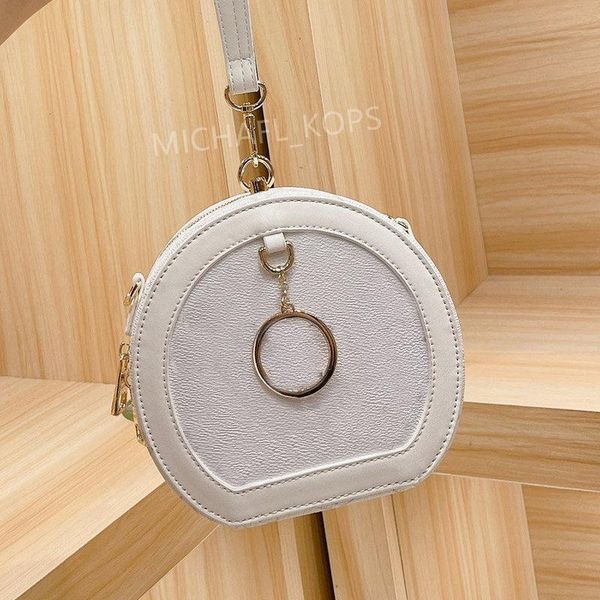 handbag designer handbags women luxurys designers bags 2021 deauville tote zhouzhoubao123 crossbody bag hand held round medieva
handbag designer handbags women luxurys designers bags 2021 deauville tote zhouzhoubao123 crossbody bag hand held round medieva