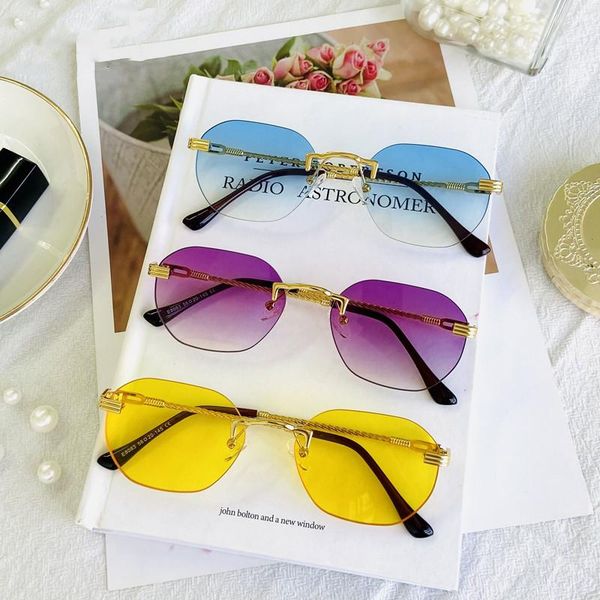 sunglasses emosnia fashion rimless gold metal ladies women frameless blue gradient sun glasses for men shades cutting, White;black
sunglasses emosnia fashion rimless gold metal ladies women frameless blue gradient sun glasses for men shades cutting, White;black