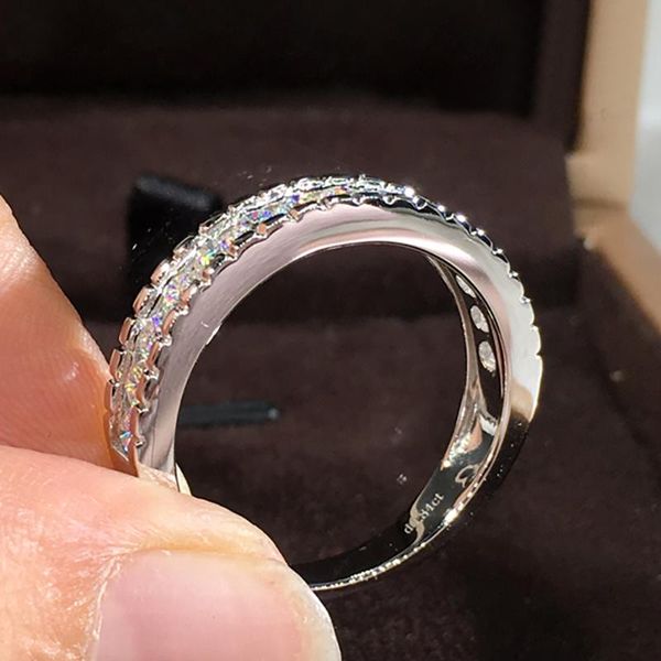 cluster rings 10k au417 white gold men ring moissanite diamonds round wedding party engagement anniversary trendy romantic classic, Golden;silver
cluster rings 10k au417 white gold men ring moissanite diamonds round wedding party engagement anniversary trendy romantic classic, Golden;silver