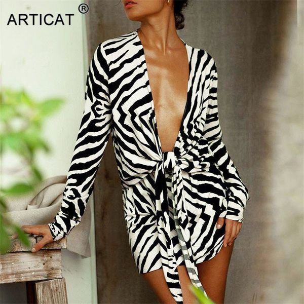 zebra print bandage shirt dress women v-neck outwear female long sleeve autumn beachwear women printed shirts dresshigh quality, Black;gray
zebra print bandage shirt dress women v-neck outwear female long sleeve autumn beachwear women printed shirts dresshigh quality, Black;gray