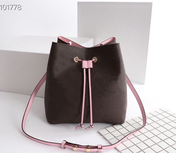 designer carry bucket evening bags money straddle the fashionable classic letter flower pattern luxury shopping
designer carry bucket evening bags money straddle the fashionable classic letter flower pattern luxury shopping
