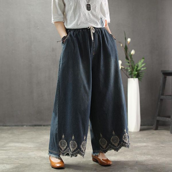 women's jeans 2021 retro embroidered hem floral denim cropped pants elastic waist large size tencel thin wide leg, Blue
women's jeans 2021 retro embroidered hem floral denim cropped pants elastic waist large size tencel thin wide leg, Blue