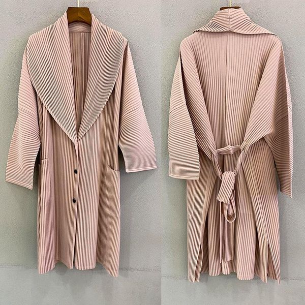 women's trench coats autumn and winter miyak pleated women coat 2021 solid loose large size single-breasted female long, Tan;black
women's trench coats autumn and winter miyak pleated women coat 2021 solid loose large size single-breasted female long, Tan;black