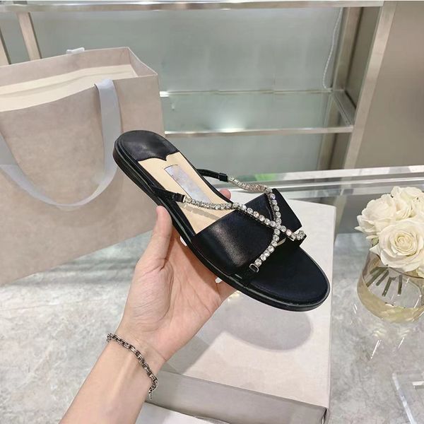 eather genuine leather slippers designer rhinestone scuffs womens red shoes solid fashion black flat scuffs35-42
eather genuine leather slippers designer rhinestone scuffs womens red shoes solid fashion black flat scuffs35-42