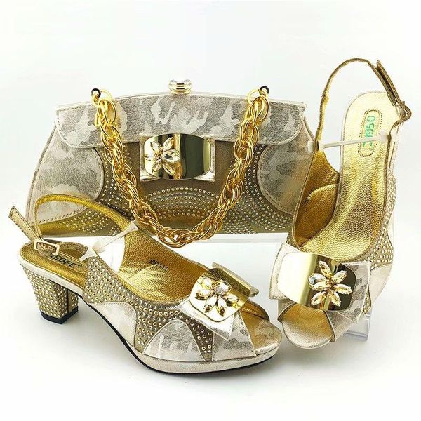 dress shoes gold color and bag sets italian design with matching bags to match for party d200217-8, Black
dress shoes gold color and bag sets italian design with matching bags to match for party d200217-8, Black