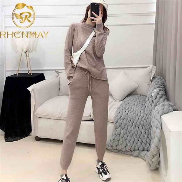 two piece knitting suit casual fashion temperament women's o neck long sleeve home winter indoor warm 210520, White
two piece knitting suit casual fashion temperament women's o neck long sleeve home winter indoor warm 210520, White