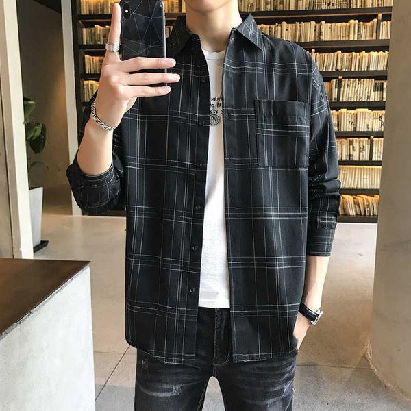 men's dress shirts spring and autumn shirt korean version loose long sleeve business leisure trend stripe large wear, White;black
men's dress shirts spring and autumn shirt korean version loose long sleeve business leisure trend stripe large wear, White;black