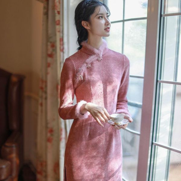 ethnic clothing retro winter cheongsam long-sleeved 2021 elegant women chinese style party dresses slim improved dress big size, Red
ethnic clothing retro winter cheongsam long-sleeved 2021 elegant women chinese style party dresses slim improved dress big size, Red