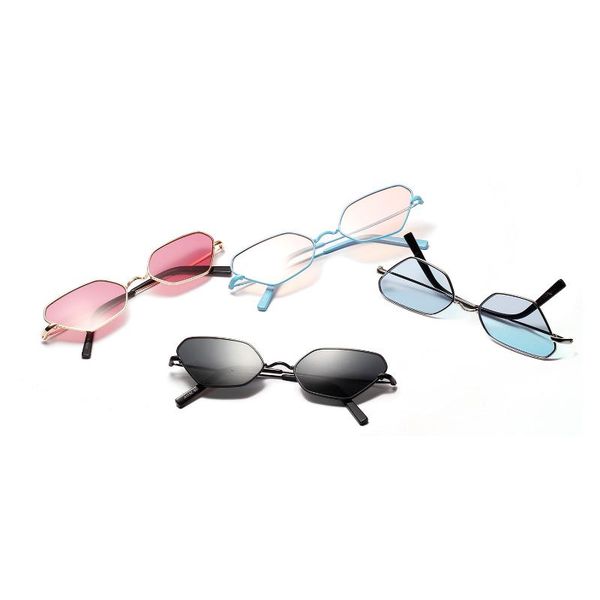 point-horn cat eye sunglasses women retro green pink uv400 prevent the sunlight, White;black
point-horn cat eye sunglasses women retro green pink uv400 prevent the sunlight, White;black