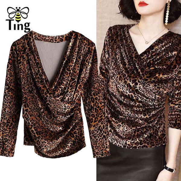 winter autumn cross v neck leopard blouse women casual velvet print female shirts plus size 4xl 210513, White
winter autumn cross v neck leopard blouse women casual velvet print female shirts plus size 4xl 210513, White
