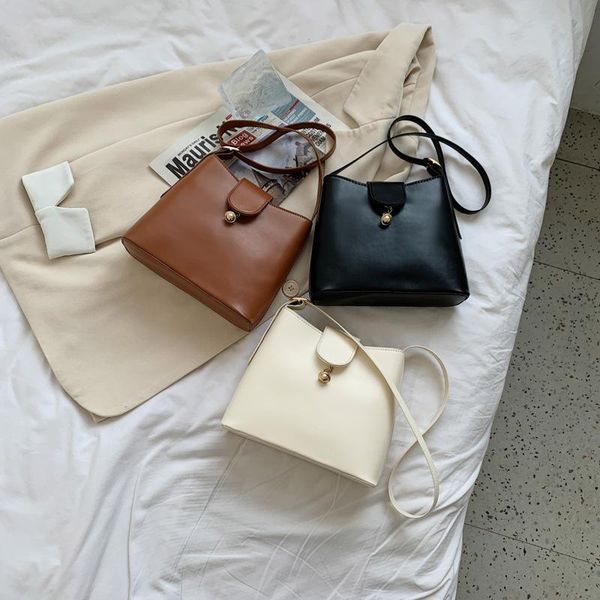 evening bags vintage crossbody bucket bag luxury woman female shoulder handbags solid color messenger sac main
evening bags vintage crossbody bucket bag luxury woman female shoulder handbags solid color messenger sac main