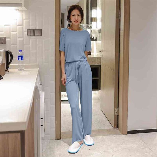 summer women's pajamas ice silk solid color round neck short sleeve trousers two-piece simple skin-friendly homewear 210809, Black;red
summer women's pajamas ice silk solid color round neck short sleeve trousers two-piece simple skin-friendly homewear 210809, Black;red