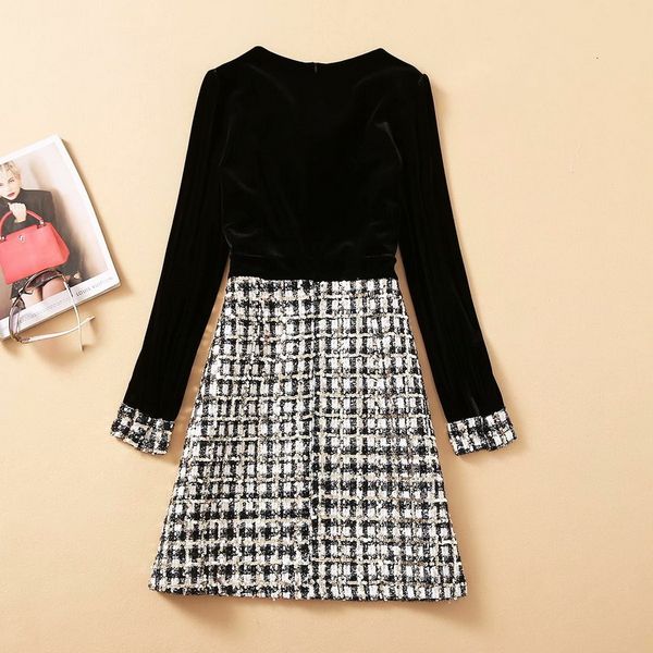 capris winter 2021 fashion style women turn-down collar plaid wool veet patchwork long sleeve bodycon casual warm vintage, Black;gray
capris winter 2021 fashion style women turn-down collar plaid wool veet patchwork long sleeve bodycon casual warm vintage, Black;gray