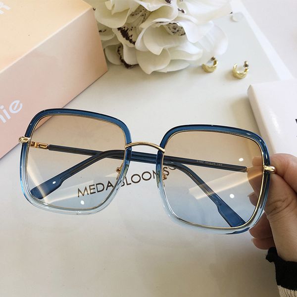 2021 summer women square blue leopard sunglasses color frame trend glasses oversized sun for female men oculos uv400 a520, White;black
2021 summer women square blue leopard sunglasses color frame trend glasses oversized sun for female men oculos uv400 a520, White;black