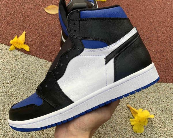 shoes mens 1 high og basketball jumpman 1s black white game royal men women sneakers trainers
shoes mens 1 high og basketball jumpman 1s black white game royal men women sneakers trainers