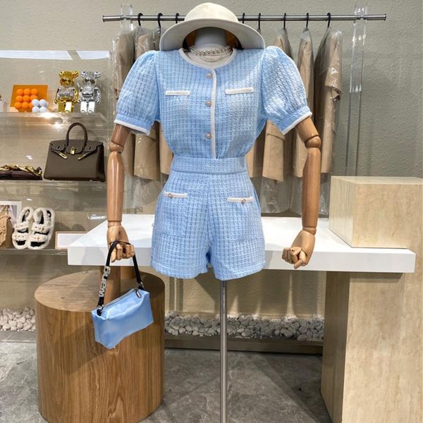 women's tracksuits women 2021 summer fashion elegant 2-piece sets o-neck single breasted +high waist wide legs shorts female suits, Gray
women's tracksuits women 2021 summer fashion elegant 2-piece sets o-neck single breasted +high waist wide legs shorts female suits, Gray