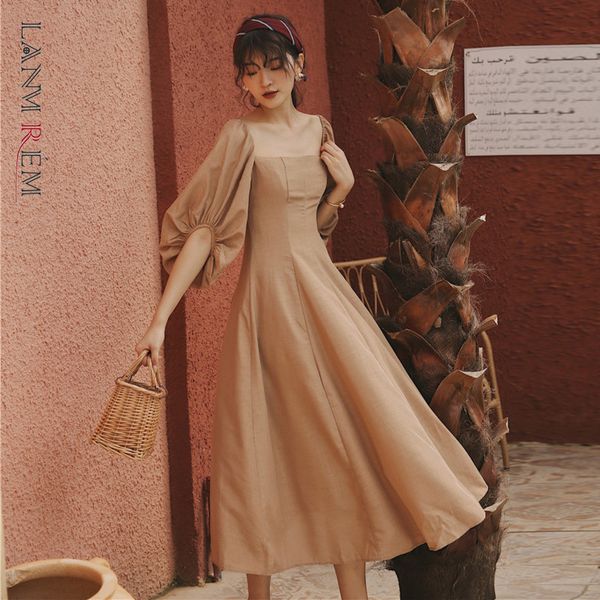 spring arrival khaki color puff sleeve flare waist big swing square collar vintage dress for women 2a3171 210507, Black;gray
spring arrival khaki color puff sleeve flare waist big swing square collar vintage dress for women 2a3171 210507, Black;gray