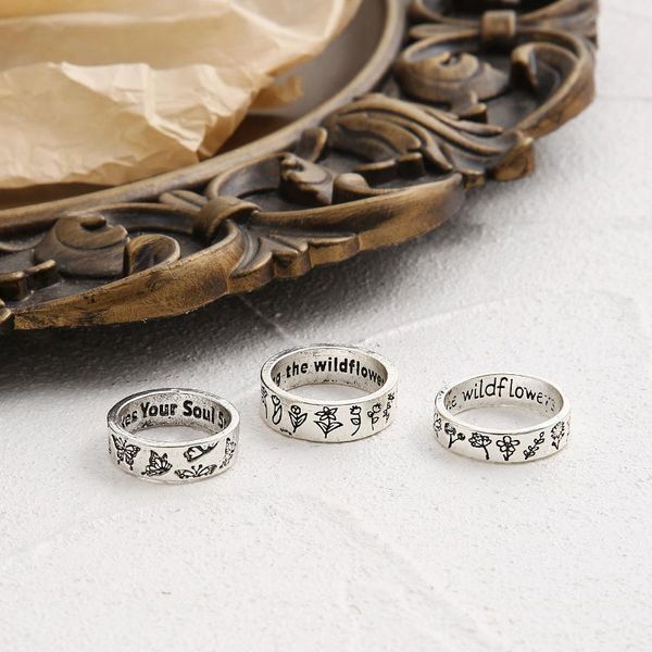 cluster rings korean fashion butterfly for women punk trendy vintage smooth plum blossom chunky ring small couple 3pcs/set, Golden;silver
cluster rings korean fashion butterfly for women punk trendy vintage smooth plum blossom chunky ring small couple 3pcs/set, Golden;silver