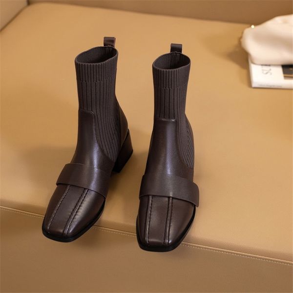winter women boots cow leather splicing wool short tube slip-on boots square toe low-heel med (3cm-5cm) item no.dy382 210507, Black
winter women boots cow leather splicing wool short tube slip-on boots square toe low-heel med (3cm-5cm) item no.dy382 210507, Black