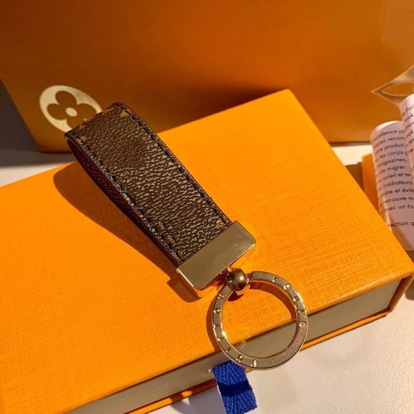 wholesale 2021 luxury key buckle lovers car keychain handmade designer leather keychains men women bags pendant accessories 10 colors, Silver
wholesale 2021 luxury key buckle lovers car keychain handmade designer leather keychains men women bags pendant accessories 10 colors, Silver