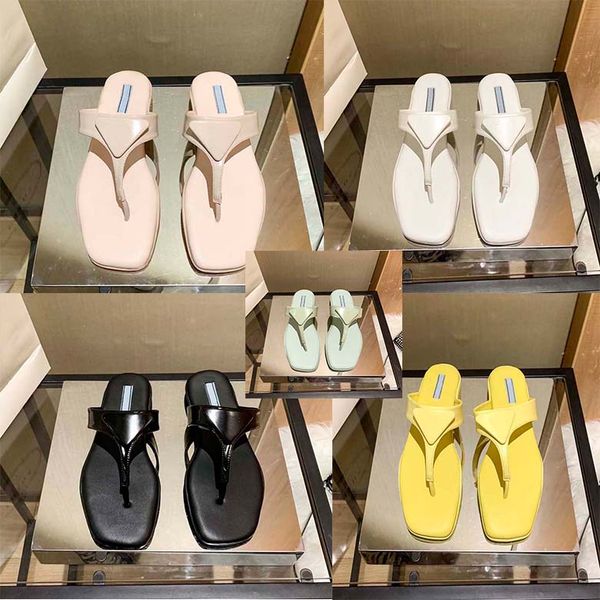flip-flops platform slippers female designer shoes fashion fur mink slippers classic black and white styles buy socks 35-41
flip-flops platform slippers female designer shoes fashion fur mink slippers classic black and white styles buy socks 35-41
