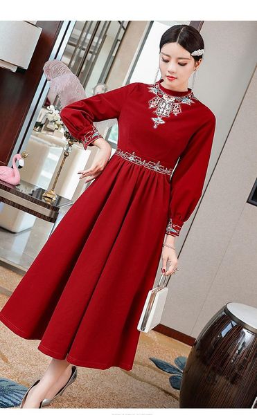casual dresses 2021 autumn winter dress women stand neck lurex embroidery long sleeve dark blue wine red velvet xxl, Black;gray
casual dresses 2021 autumn winter dress women stand neck lurex embroidery long sleeve dark blue wine red velvet xxl, Black;gray