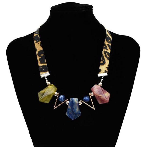 chokers korean acrylic pendant necklace geometric leopard velvet lady women choker collar cocktail party jewelry, Golden;silver
chokers korean acrylic pendant necklace geometric leopard velvet lady women choker collar cocktail party jewelry, Golden;silver