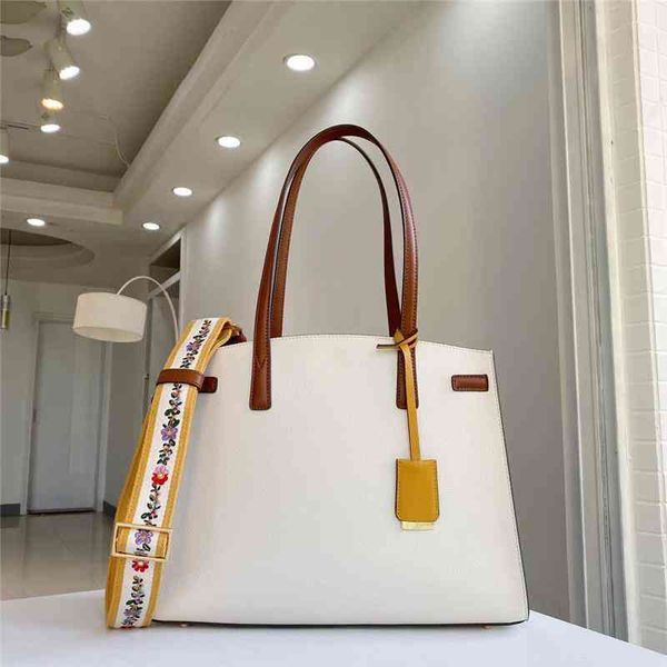 branded crossbody handbag designer tote bag mini luxurys bags outlet tb walker large leather storage embroidered wide shoulder strap contras
branded crossbody handbag designer tote bag mini luxurys bags outlet tb walker large leather storage embroidered wide shoulder strap contras