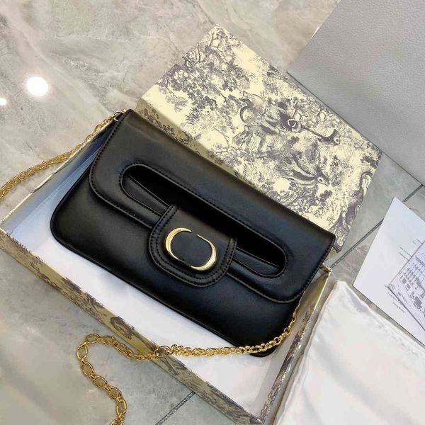 handbag dijia double letter flap patch bag detachable shoulder strap hand single underarm messenger, Black;red
handbag dijia double letter flap patch bag detachable shoulder strap hand single underarm messenger, Black;red