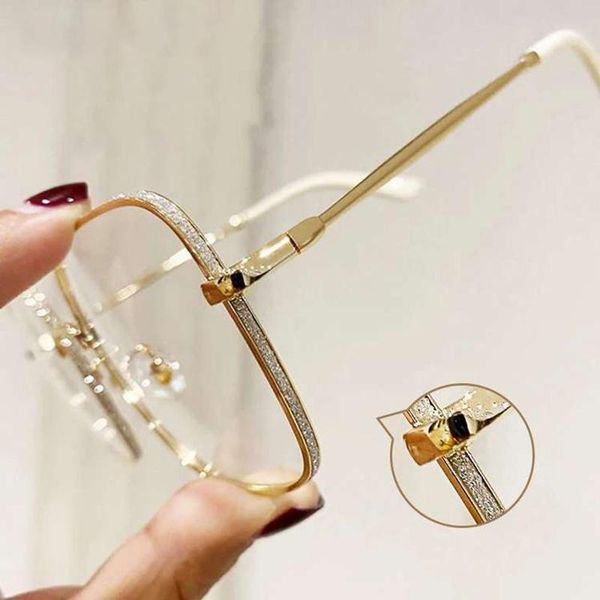 sunglasses fashion anti-blue radiation flat retro metal square frame glasses women with diamond reading, White;black
sunglasses fashion anti-blue radiation flat retro metal square frame glasses women with diamond reading, White;black