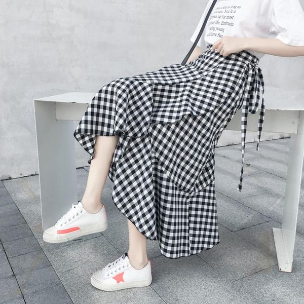 skirts the spring 2021 a chip in long chin irregular grid students show thin tall waist, Black
skirts the spring 2021 a chip in long chin irregular grid students show thin tall waist, Black