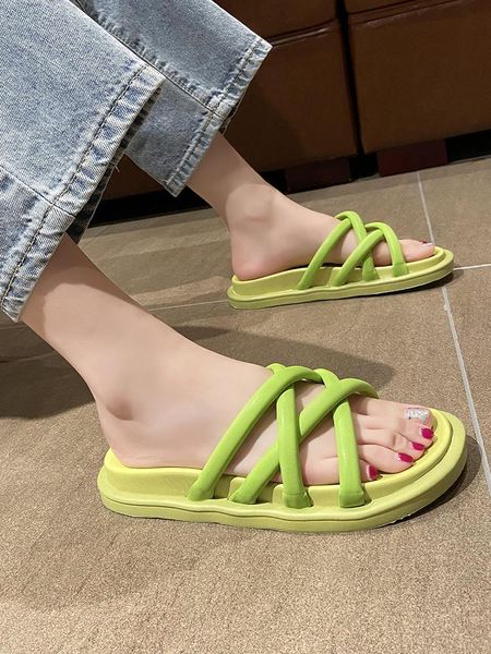 slippers fashion casual beach summer solid color simple and versatile thick-soled non-slip wear-resistant ladies slippers., Black
slippers fashion casual beach summer solid color simple and versatile thick-soled non-slip wear-resistant ladies slippers., Black