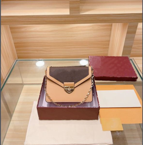 2022one handle bag crossbody cross body designer bags handbags mini wallets purse shoulder card holder with dust bag and box handbag d018
2022one handle bag crossbody cross body designer bags handbags mini wallets purse shoulder card holder with dust bag and box handbag d018