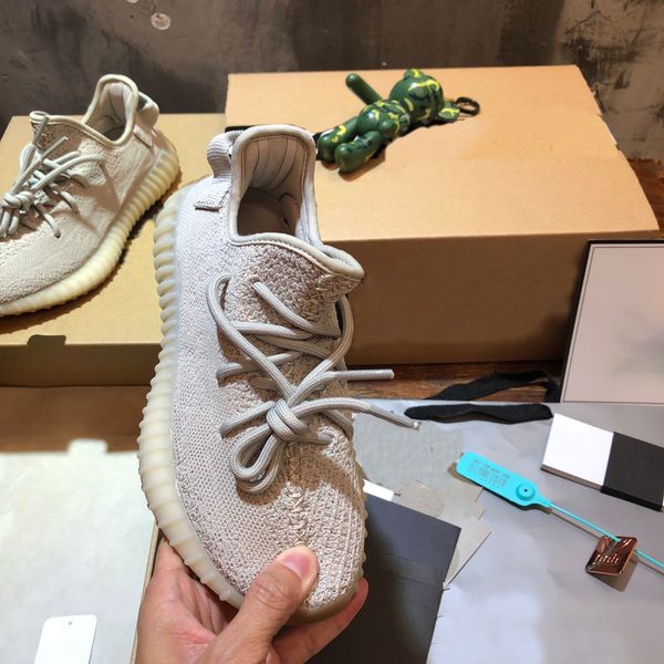 designer run sport shoes beluga 2.0 zebra women men clay cream copper red letter bred yellow blue tint sesame orange grey sneakers luxury tr
designer run sport shoes beluga 2.0 zebra women men clay cream copper red letter bred yellow blue tint sesame orange grey sneakers luxury tr