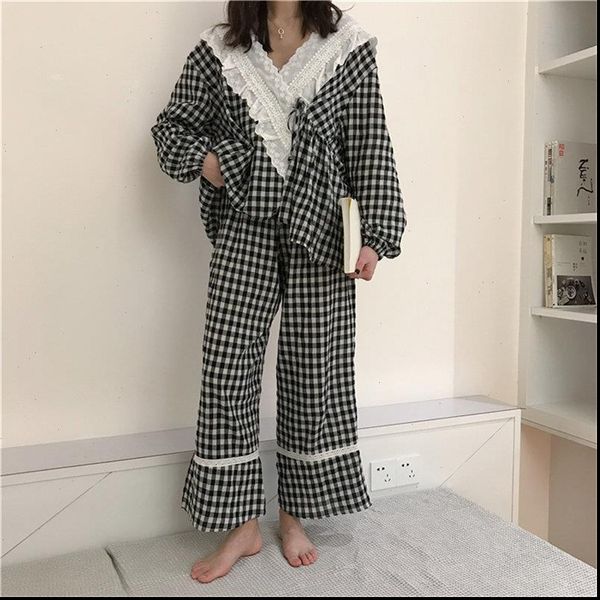 plaid lace gentle three piece women sleepwear suits chic sweet fashion loose pajamas home clothes, Black;red 
plaid lace gentle three piece women sleepwear suits chic sweet fashion loose pajamas home clothes, Black;red