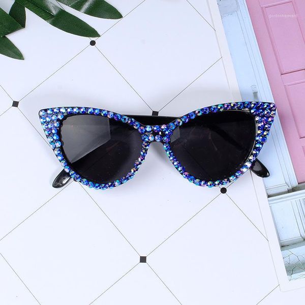 sunglasses trendy fashion diamond-studded small frame personality street shooting hip-hop jump di triangle shadow, White;black
sunglasses trendy fashion diamond-studded small frame personality street shooting hip-hop jump di triangle shadow, White;black