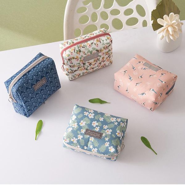 storage bags 1 pc beauty organizer handbag spring flower makeup bag for women large floral cosmetic travel lady
storage bags 1 pc beauty organizer handbag spring flower makeup bag for women large floral cosmetic travel lady