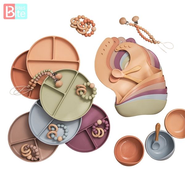 6pcs baby feeding tableware food grade silicone bowl bib plate spoon pacifier chain bracelet set a 211012
6pcs baby feeding tableware food grade silicone bowl bib plate spoon pacifier chain bracelet set a 211012