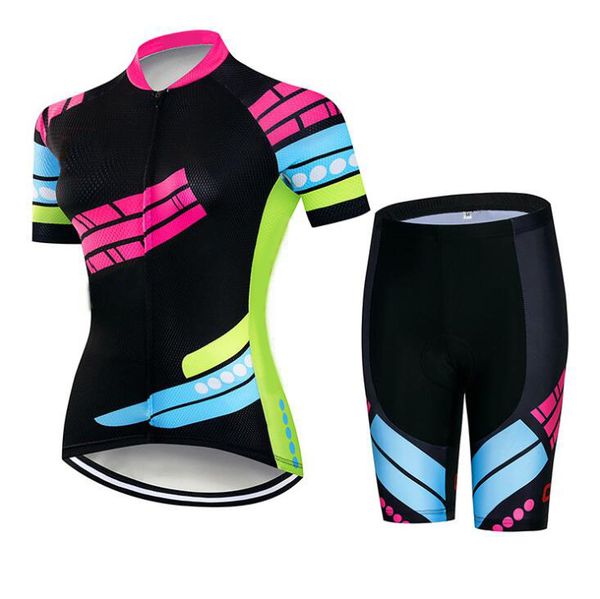 summer cycling jersey suit, women's sweat-wicking mountain bike jersey, polyester quick-drying, the same style is customized
summer cycling jersey suit, women's sweat-wicking mountain bike jersey, polyester quick-drying, the same style is customized