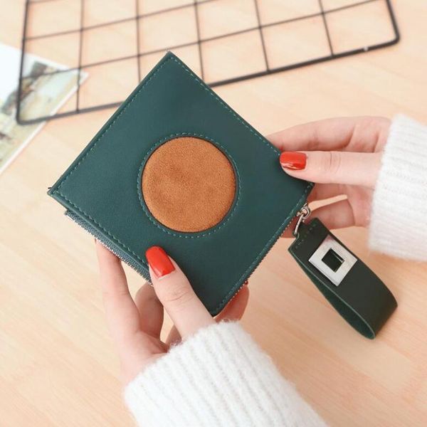 wallets woman small zipper wallet coin purse fashion short pu leather female round pattern card holder, Red;black
wallets woman small zipper wallet coin purse fashion short pu leather female round pattern card holder, Red;black