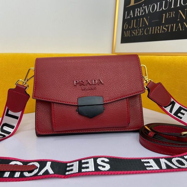 2021p high version romantic tanabata cowhide flap insert deduction single shoulder bag messenger luxuryss designerss bag yw
2021p high version romantic tanabata cowhide flap insert deduction single shoulder bag messenger luxuryss designerss bag yw