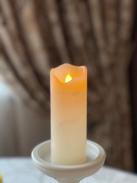 strings cr2032 battery powered flickering led pillar candle paraffin wax wavy edge home wedding party table lighting decor dia.5cm-amber
strings cr2032 battery powered flickering led pillar candle paraffin wax wavy edge home wedding party table lighting decor dia.5cm-amber