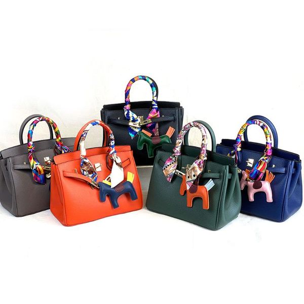 evening bags pu leather soft classic colors elegant scarf accessories purse satchel handbags women fashion trend casual tote shoulder
evening bags pu leather soft classic colors elegant scarf accessories purse satchel handbags women fashion trend casual tote shoulder