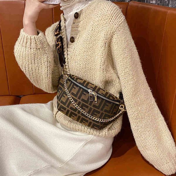 2020 new women's fashion leisure chest letter printed messenger korean version foreign style single shoulder bag
2020 new women's fashion leisure chest letter printed messenger korean version foreign style single shoulder bag