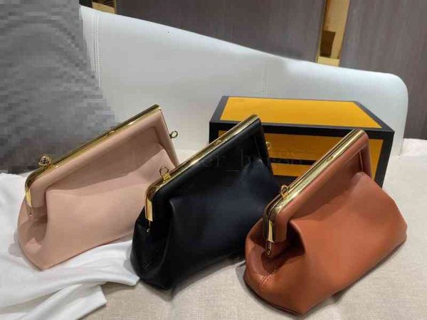 designers leather womens clutch evening bags handbags classic ladies fashion metal lock buckle crossbody shoulder bag embroidery purse
designers leather womens clutch evening bags handbags classic ladies fashion metal lock buckle crossbody shoulder bag embroidery purse