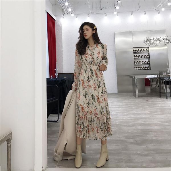casual dresses winter dress women vintage v neck floral printed ruffle hem sashes pleated boho maxi long vestidos robe pull femme hiver, Black;gray
casual dresses winter dress women vintage v neck floral printed ruffle hem sashes pleated boho maxi long vestidos robe pull femme hiver, Black;gray