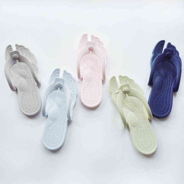 ladies slippers travel folding plastic flip flops indoor outdoor antiskid beach sport men women home portable slipper sandals shoes l 1229, Black
ladies slippers travel folding plastic flip flops indoor outdoor antiskid beach sport men women home portable slipper sandals shoes l 1229, Black