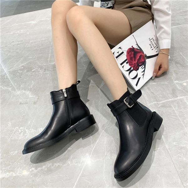 designer metal buckle women's shoes luxury and comfortable brand leather casual fashion martin boots, Red;white
designer metal buckle women's shoes luxury and comfortable brand leather casual fashion martin boots, Red;white