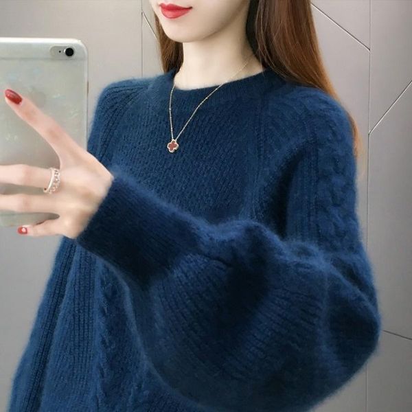 women's vests crew neck pullover ins department loose outer wear lazy style knitted bottomed shirt in autumn and winter 2021, Black;white
women's vests crew neck pullover ins department loose outer wear lazy style knitted bottomed shirt in autumn and winter 2021, Black;white
