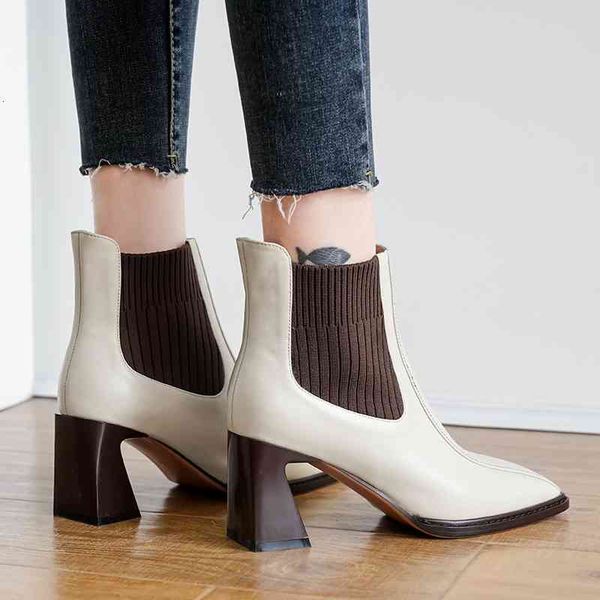 sandals genuine leather boots of women in the shape ladies'toe square ankle for jumps spring shoes c5i6, Black
sandals genuine leather boots of women in the shape ladies'toe square ankle for jumps spring shoes c5i6, Black